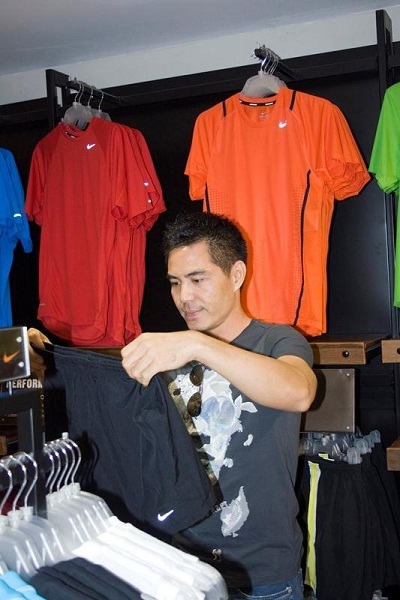 Sao trổ tài sân cỏ để “Hiểu về trái tim” - 1 Sao trổ tài sân cỏ để “Hiểu về trái tim” - 1