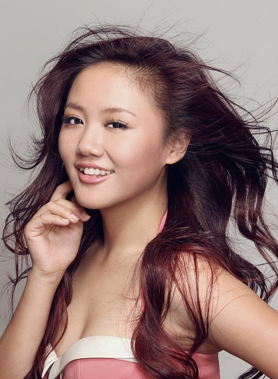 Đông Nhi và Văn Mai Hương: Hai mỹ nữ so tài - 1 Đông Nhi và Văn Mai Hương: Hai mỹ nữ so tài - 1