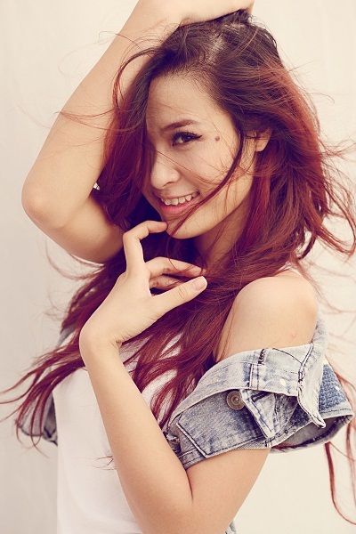 Đông Nhi và Văn Mai Hương: Hai mỹ nữ so tài - 2 Đông Nhi và Văn Mai Hương: Hai mỹ nữ so tài - 2