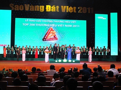 Maritime Bank đạt giải thưởng Sao Vàng Đất Việt 2011  - 1