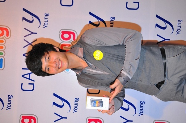 Sao Việt và đêm tiệc “Samsung Galaxy Y – Zing Party” - 9