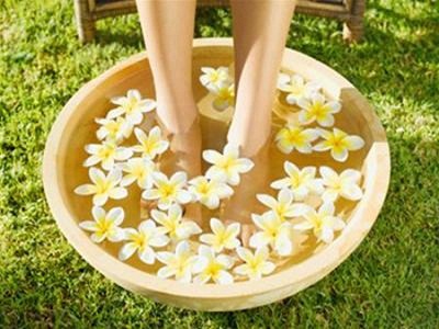 Càng lạnh chân càng khổ… bàng quang! - 1