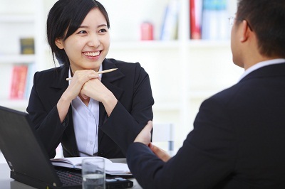 Dân văn phòng dễ nhiễm bệnh phụ khoa - 1