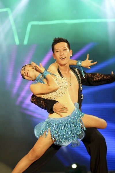 Tự tin đi đến những thành công cùng Vũ Điệu Xanh 2011 - 4