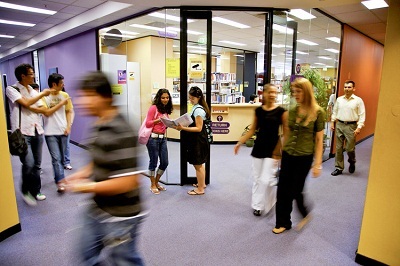 Charles Sturt University tuyển sinh quốc tế 2012 - 1