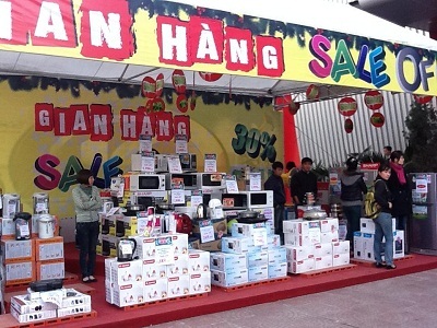 Hàng điện máy dồn dập giảm giá cuối năm - 4 Hàng điện máy dồn dập giảm giá cuối năm - 4