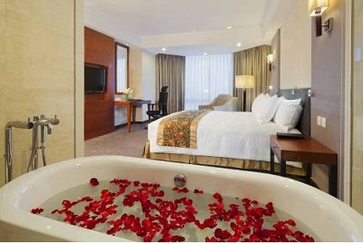 Chào Đón Mùa Lễ Hội Tại Crowne Plaza West Hà Nội - 4 Chào Đón Mùa Lễ Hội Tại Crowne Plaza West Hà Nội - 4