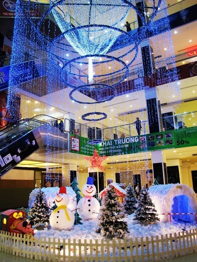 Địa điểm mua sắm và vui chơi mới lạ mùa Giáng sinh - 1