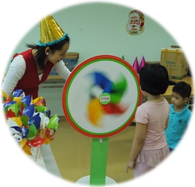 Tưng bừng lễ hội giáng sinh dành cho các bé tại Kiddy Land - 8 Tưng bừng lễ hội giáng sinh dành cho các bé tại Kiddy Land - 8