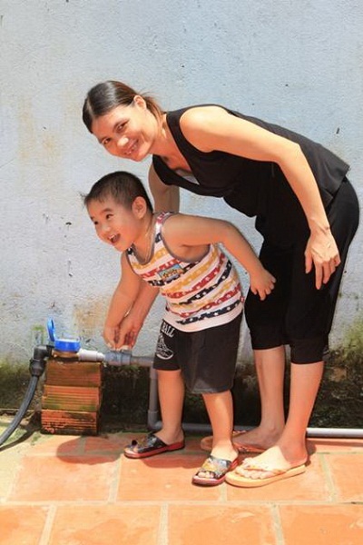 Coca-Cola tài trợ gần 6 tỷ đồng cho dự án "Nước sạch cho cộng đồng" - 3 Coca-Cola tài trợ gần 6 tỷ đồng cho dự án "Nước sạch cho cộng đồng" - 3