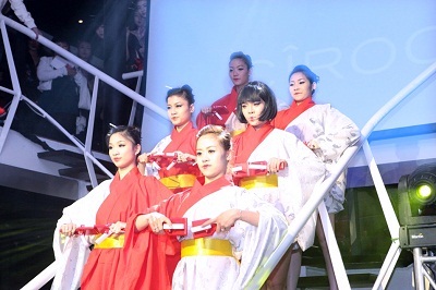 Thủy Tiên, Trà Mi mừng năm mới theo style ấn tượng - 3 Thủy Tiên, Trà Mi mừng năm mới theo style ấn tượng - 3