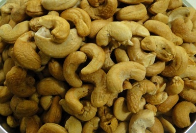 Hạt điều rang cao cấp đãi Tết này: Giảm đến 30% tại Đặc Sản Quê Mình  - 1