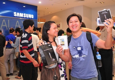 Khai trương Samsung Brandshop đầu tiên - 4