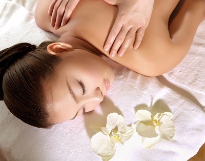 Phượng Anh Spa: "Một nửa thế giới - Trọn cả yêu thương" - 2