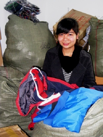 Cô sinh viên “mê” làm từ thiện - 3