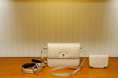 Thời trang da Cá sấu, Đà điểu - Qùa tặng hấp dẫn ngày 8/3 - 5 Thời trang da Cá sấu, Đà điểu - Qùa tặng hấp dẫn ngày 8/3