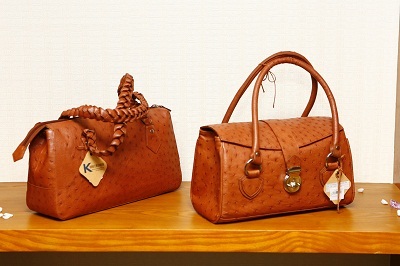 Thời trang da Cá sấu, Đà điểu - Qùa tặng hấp dẫn ngày 8/3 - 6 Thời trang da Cá sấu, Đà điểu - Qùa tặng hấp dẫn ngày 8/3