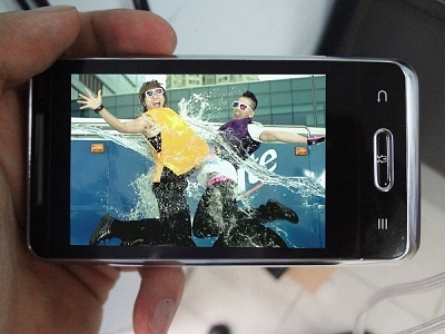 Mobiistar ra mắt điện thoại 3D với chương trình “3D = 3 Discount khủng”