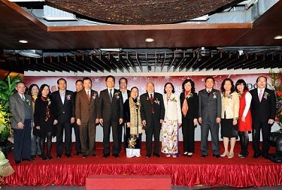 Vị doanh nhân 90 tuổi đón nhận Kỉ niệm chương “Vì sự phát triển Doanh nghiệp”