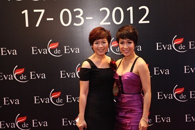 Uyên Linh hát mừng Showroom mới của Eva de Eva tại TTTM Picomall