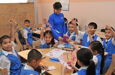 Chọn chương trình song ngữ cho con - 2 Chọn chương trình song ngữ cho con