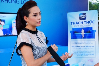 Thúy Hạnh tiết lộ ‘bí quyết’ giữ nhà cửa tươi mới