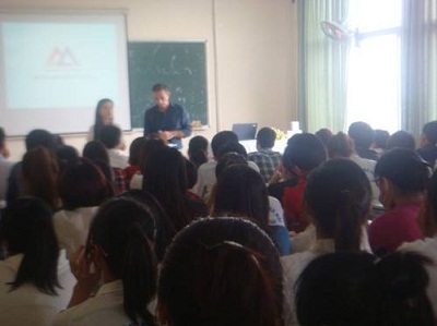Hội thảo “Phương pháp dạy và học đảm bảo điểm đầu ra IELTS 6,5+ và TOEFLiBT87+ sau 300 giờ học” - 1 Hội thảo “Phương pháp dạy và học đảm bảo điểm đầu ra IELTS 6,5+ và TOEFLiBT87+ sau 300 giờ học”