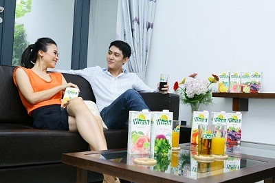 Nào cùng nhau uống nước trái cây