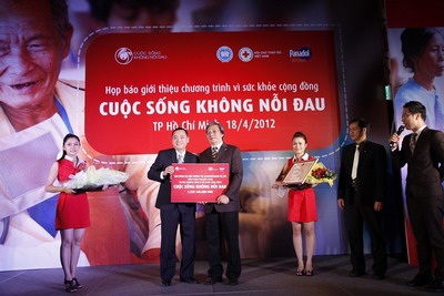 “Cuộc sống không nỗi đau” chăm sóc cộng đồng