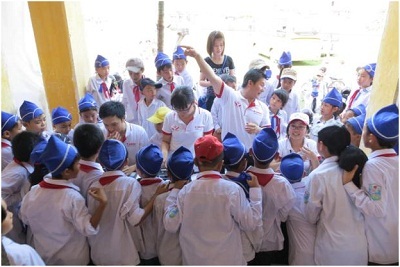 Canon khởi động dự án “Vì thế hệ tương lai” năm 2012 tại Hưng Yên - 2 Canon khởi động dự án “Vì thế hệ tương lai” năm 2012 tại Hưng Yên