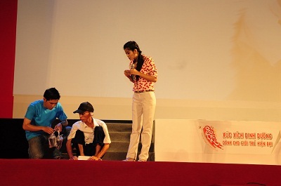 Bạn trẻ hưởng ứng vở ca nhạc kịch “Góc tối”