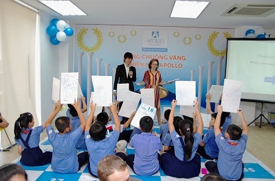 Ngày hội tiếng Anh hè Apollo: Một ngày cùng con chơi và học