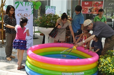 Bé thỏa sức vui chơi trong ngày hội “Thế giới Xanh của em” - 2