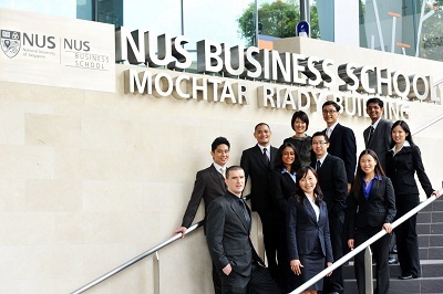 NUS Business School báo cáo Học bổng và chương trình MBA, chương trình Executive MBA - 1 NUS Business School báo cáo Học bổng và chương trình MBA, chương trình Executive MBA