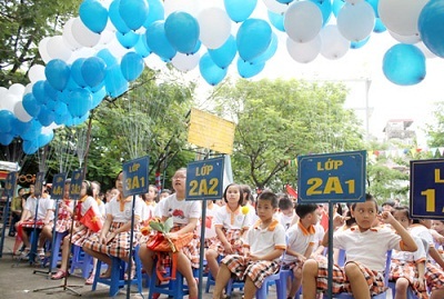 Bóng bay rợp trời.