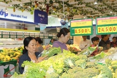 Co.opmart mang hàng Việt đi vào cuộc sống người dân - 2 Mặt hàng tươi sống an toàn, giá bình ổn của Co.opmart luôn thu hút sự quan tâm của người tiêu dùng