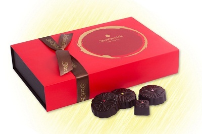 Đón mùa trăng với bánh trung thu phong cách Châu Âu - 8 Moon Festival Luxury Gift set