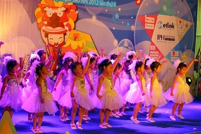 Hình ảnh sôi động tại offline Trung Thu Ngôi Sao Nhí