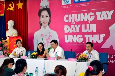 Hơn 300 phụ nữ được tầm soát ung thư vú miễn phí nhân ngày 20.10 - 6 Hơn 300 phụ nữ được tầm soát ung thư vú miễn phí nhân ngày 20.10