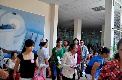 Hơn 300 phụ nữ được tầm soát ung thư vú miễn phí nhân ngày 20.10 - 10 Hơn 300 phụ nữ được tầm soát ung thư vú miễn phí nhân ngày 20.10