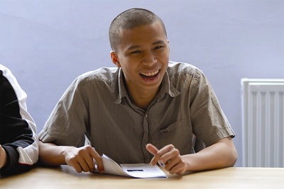 Thi học bổng trường Ashbourne College, Vương Quốc Anh