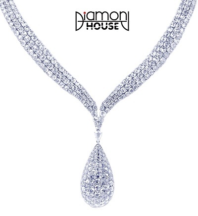 Chiêm ngưỡng Kim cương siêu khủng tại Hội chợ Trang sức - 2 Ngọc tinh khôi