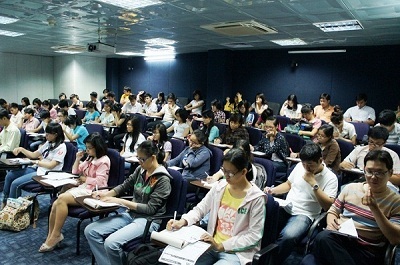 Hội thảo chuyên đề tại AMA: Bí quyết luyện thi IELTS, TOEFL iBT để đạt điểm tuyệt đối từng kỹ năng - 3 Phần thi Viết trong kỳ thi chứng chỉ quốc tế IELTS gồm 2 phần với thời lượng 60 phút bao gồm: