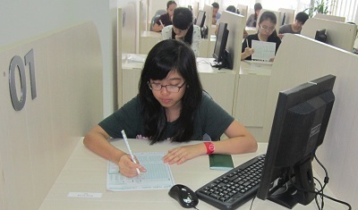 Trung tâm khảo thí TOEFL toàn diện mới tại miền Bắc - 1 Các học sinh thi TOEFL tại Trung tâm khảo thí Language Link.