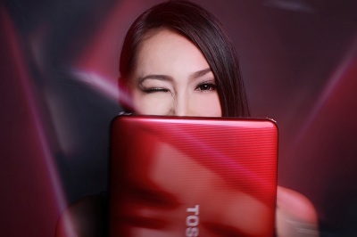 Toshiba Satellite L800 series đáp ứng mọi nhu cầu - 1 Toshiba Satellite L800 series đáp ứng mọi nhu cầu