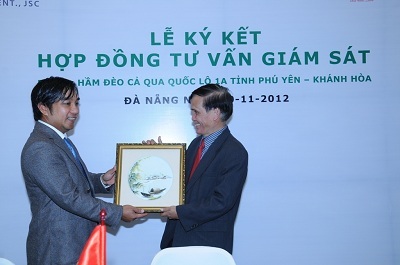 Lễ ký kết hợp đồng tư vấn giám sát Dự án hầm đường bộ qua đèo Cả