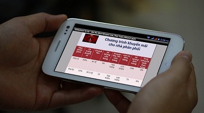 Q-Smart Miracle Pad: Smartphone lai Tablet với màn hình 5.0 inch