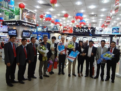 Tân CEO SONY toàn cầu đến thăm và làm việc tại Thiên Hòa - 5 Giới thiệu các gian hàng mà SONY đang trưng bày tại Thiên Hòa