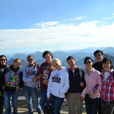 Cơ hội việc làm cho sinh viên Đại học César Ritz và Học viện HIM, Thụy Sĩ - 2 Cơ hội việc làm cho sinh viên Đại học César Ritz và Học viện HIM, Thụy Sĩ