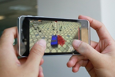 Q-Smart Mach: Smartphone chiến game - 2 Game hành động Gears & Guts.